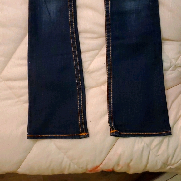 Size 24 True Religion Jeans RN# 112790 CA# 30427 - Picture 8 of 9